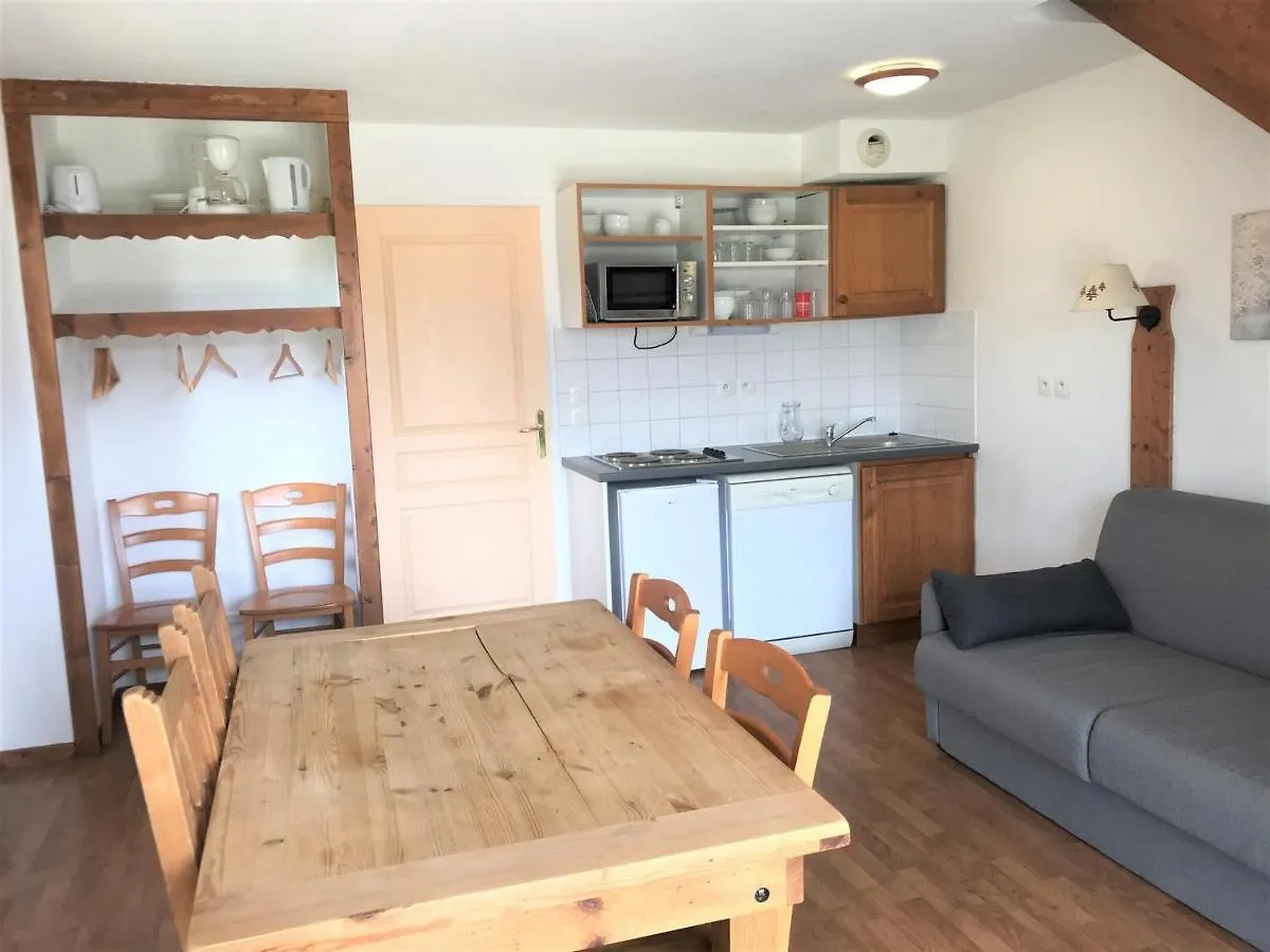 Chalet Mitoyen 3 Pieces, 8 Pers, Tv, Cuisine Equipee, Parking, Kit Bebe Gratuit - Fr-1-504-616 Le Devoluy France